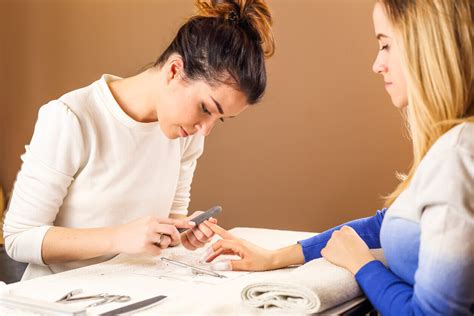 5 Costs To Consider As A Nail Tech