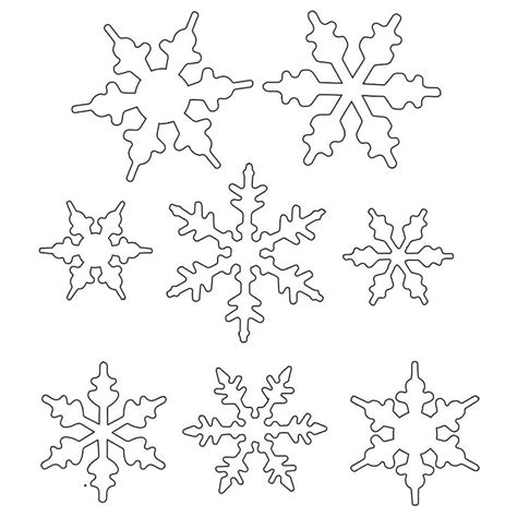 5 Easy Royal Icing Snowflake Designs