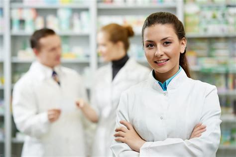 5 High-Paying Pharmacy Tech Jobs In Los Angeles