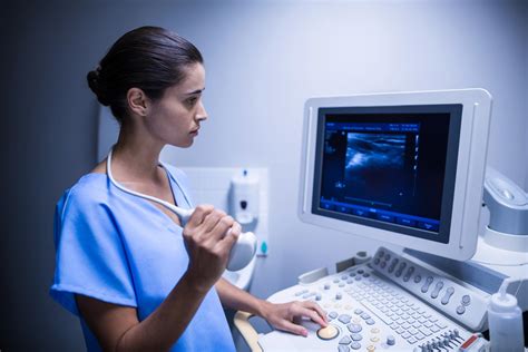 5 Reasons Ultrasound Techs Outearn Nurses