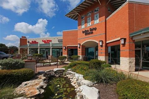 5 Shops To Visit At Tech Ridge Austin Tx