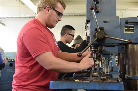 5 Ways Fresno States Industrial Tech Building Excels