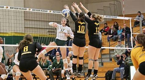 5 Ways Michigan Tech Volleyball Dominates The Court