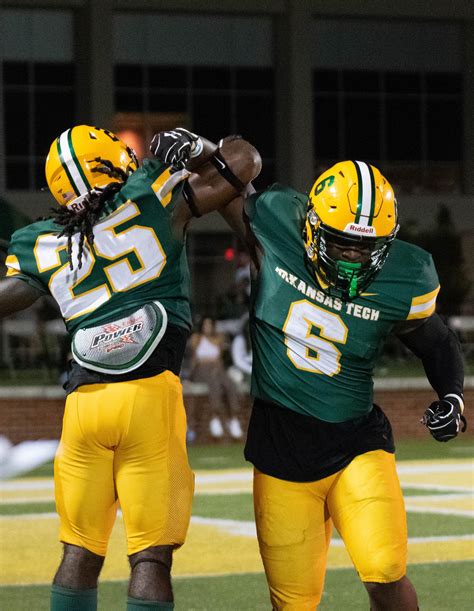 5 Ways To Elevate Your Game At Arkansas Tech Football Camp