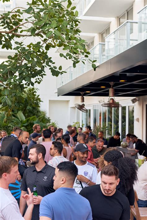 5 Ways To Enjoy Miami Tech Happy Hour