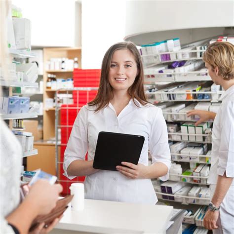 5 Ways To Get Pharmacy Tech Training On The Job