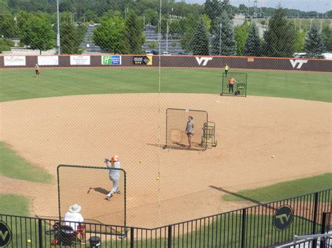 5 Ways To Improve Skills At Virginia Tech Softball Camp