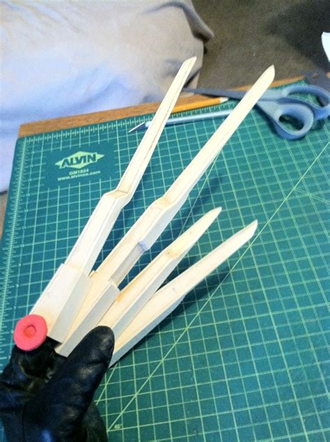 5 Ways To Make Edward Scissorhands Gloves Template