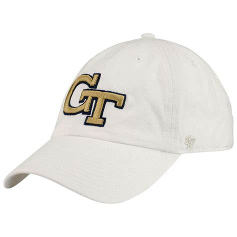 5 Ways To Style A Georgia Tech Fitted Hat