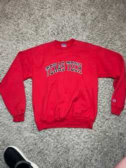 5 Ways To Style A Vintage Texas Tech Sweater