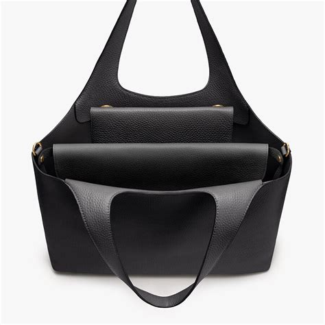 5 Ways To Style Cuyana Tech Carryall