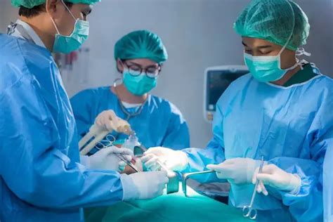 6 Reasons To Become A Surgical Technologist