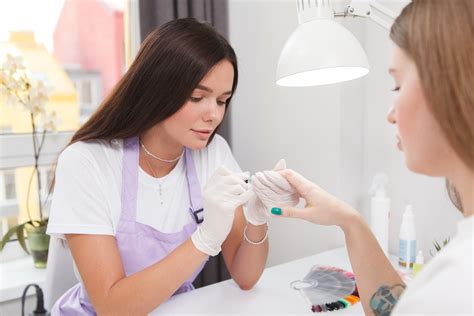 7 Essential Tips For A Successful Psi Nail Tech Career