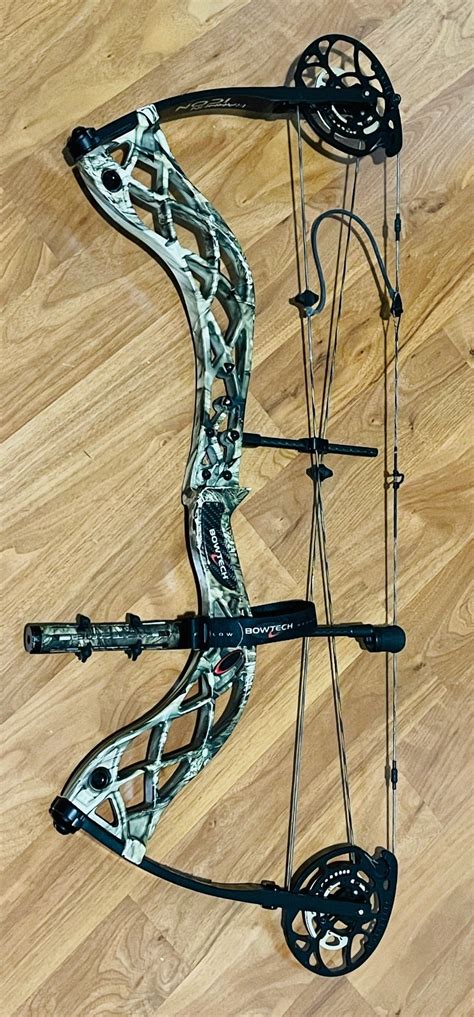 7 Key Features Of The Bowtech Carbon Icon