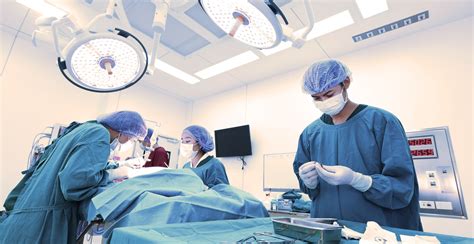 Become A Traveling Surgical Tech: Career Guide