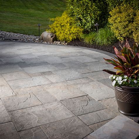 Belgar Vs Techo Bloc: Paver Showdown