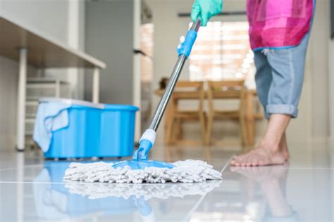 Essential Floor Tech Supplies For A Cleaner Facility