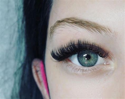 Florida Lash Tech Requirements: 7 Key Things To Know