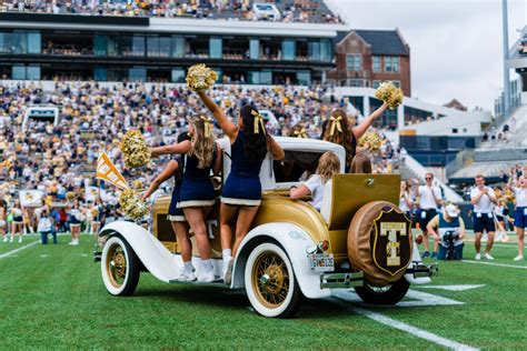 Georgia Tech Roll Call: Tradition And Spirit