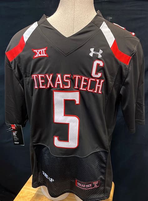 Patrick Mahomes Texas Tech Jersey: A Tribute To His Roots