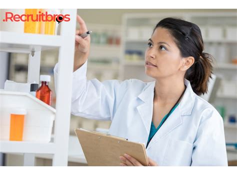 Pharmacy Tech Travel Jobs: Explore The Opportunities