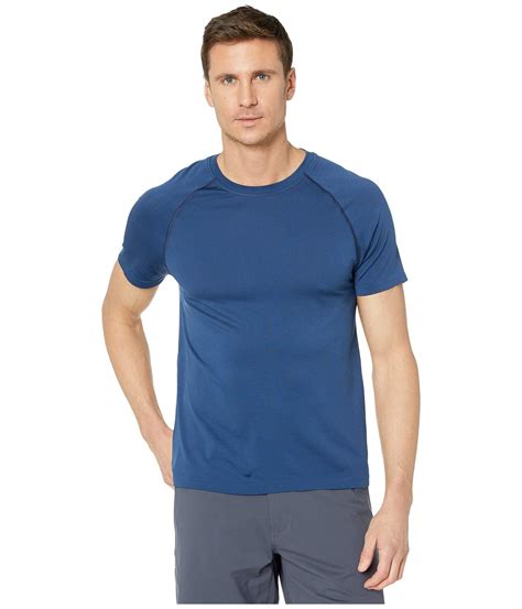 Rhone Reign Tech Short Sleeve: Elevated Athletic Wear