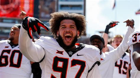 Texas Tech Horns Down Gesture Meaning Explained