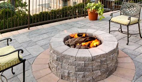 Valencia Fire Pit By Techo-Bloc: Warmth And Ambiance