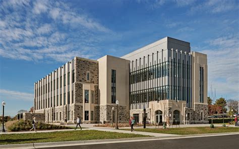 Virginia Tech Unveils State-Of-The-Art New Classroom Building